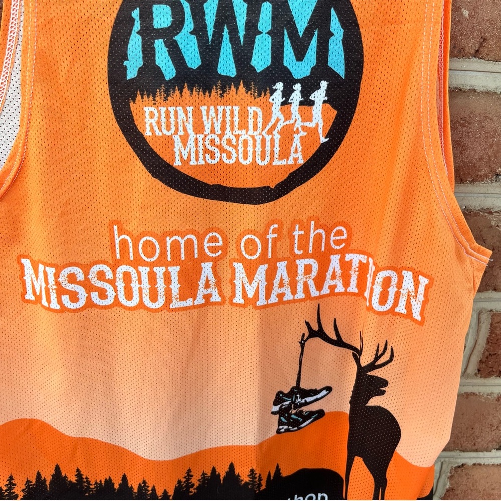 Missoula Montana marathon colorful running shirt. Medium - Picture 6 of 7